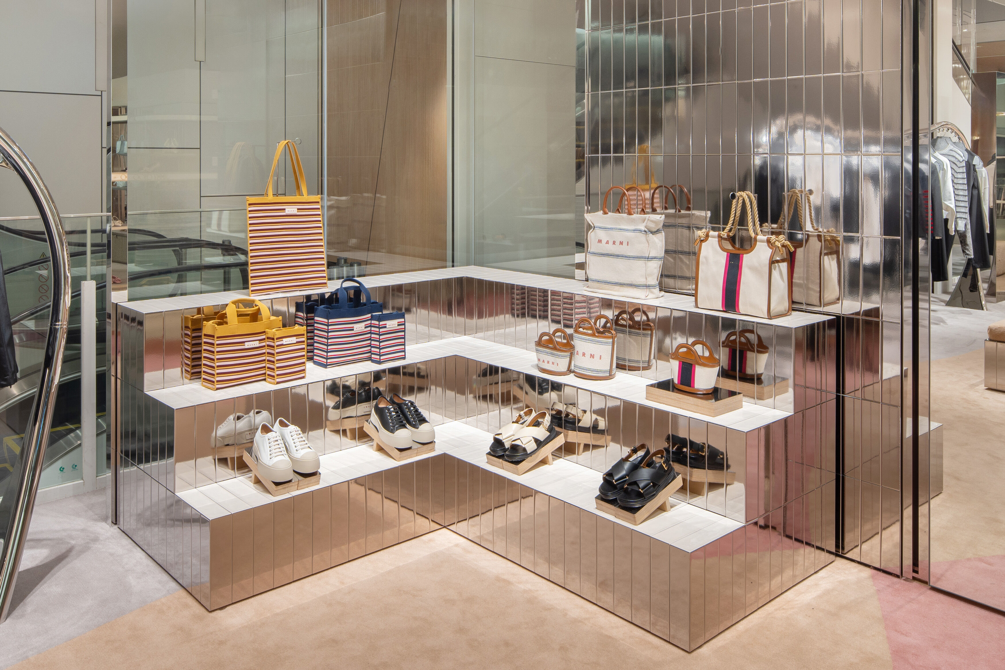 MARNI SCRAMBLE SQUARE GRAND OPENING｜マルニ 渋谷スクランブル